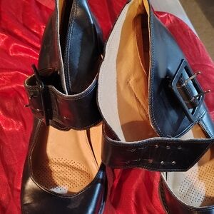 Elegant Black Buckle Women's Shoesby Corso Como